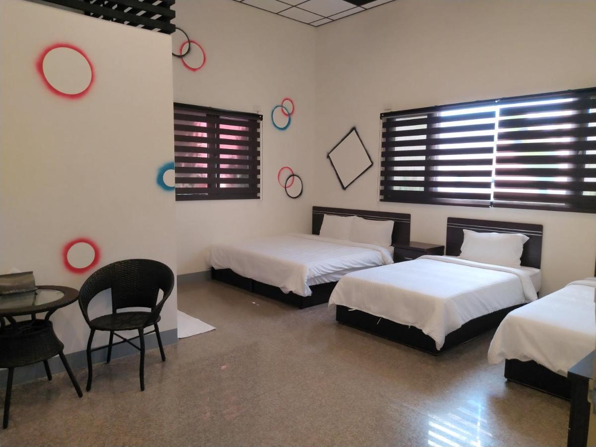 Sun Moon Lake Jinlongshan Bnb Юйчі Екстер'єр фото