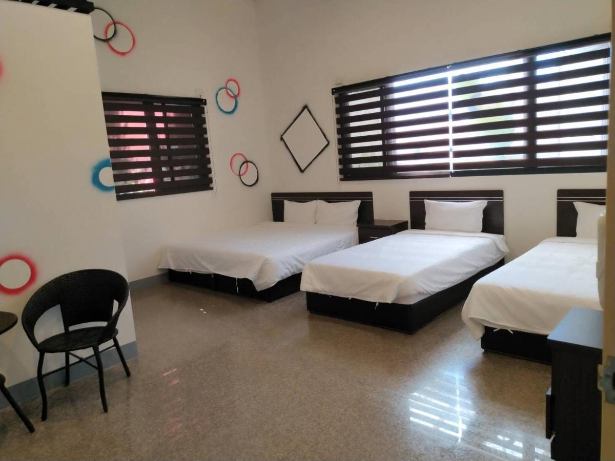 Sun Moon Lake Jinlongshan Bnb Юйчі Екстер'єр фото