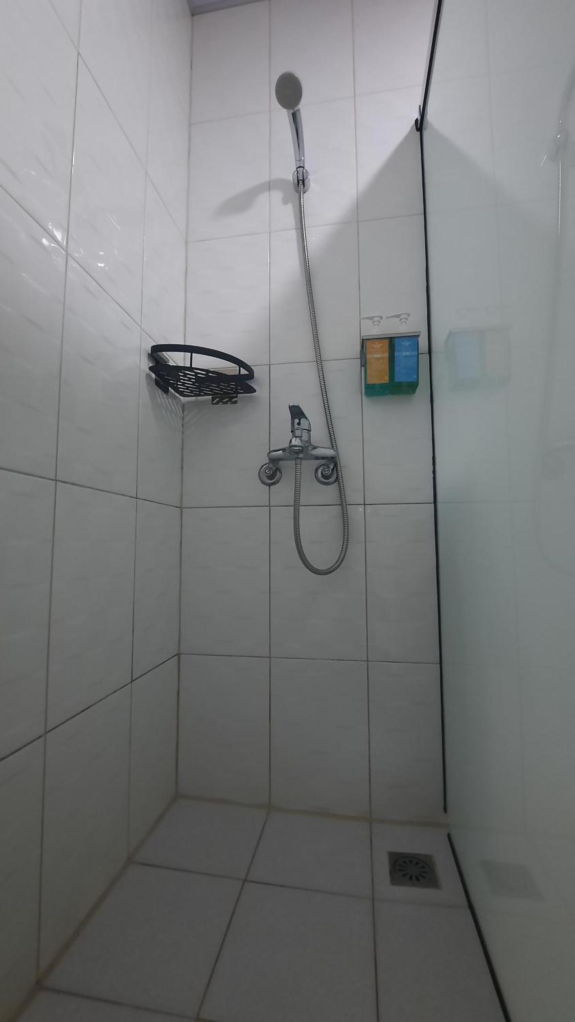 Sun Moon Lake Jinlongshan Bnb Юйчі Екстер'єр фото