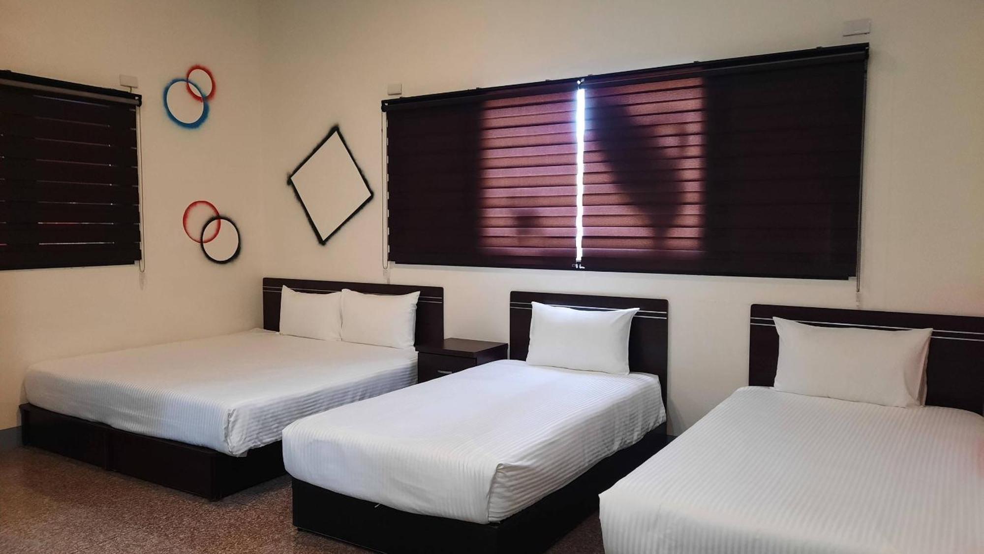 Sun Moon Lake Jinlongshan Bnb Юйчі Екстер'єр фото