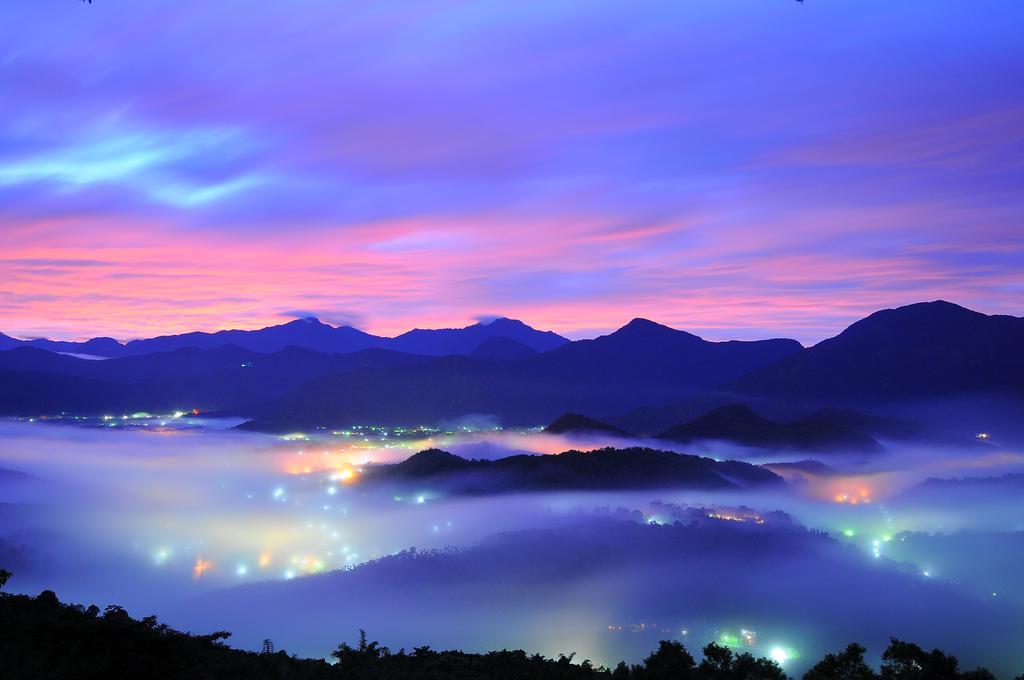 Sun Moon Lake Jinlongshan Bnb Юйчі Екстер'єр фото